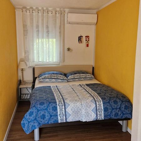 פוסטוינה Rooms Jurca מראה חיצוני תמונה
