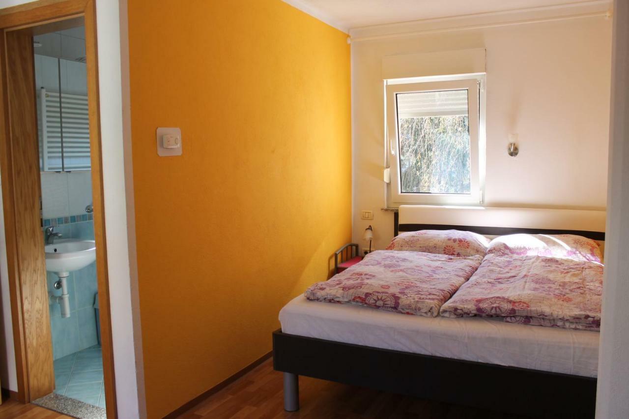 פוסטוינה Rooms Jurca מראה חיצוני תמונה